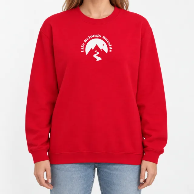 Heavy Blend Crewneck Sweatshirt – Life Belongs Outside – Red